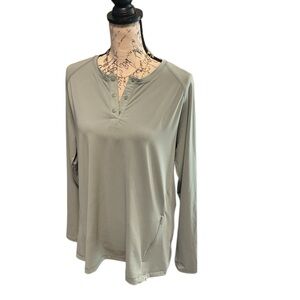 Liv Outdoor Long Sleeve Women's Top XL
